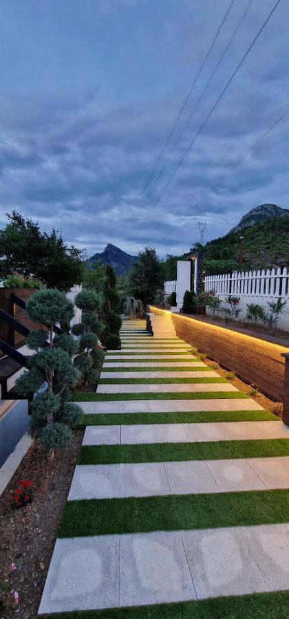 Koman Paradise By Romina Shkoder Exterior photo
