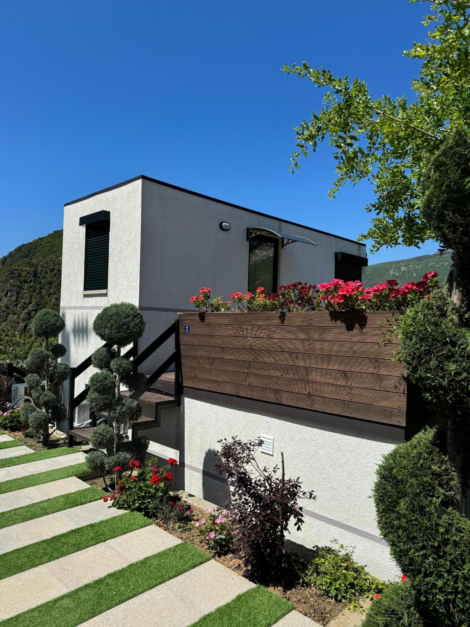 Koman Paradise By Romina Shkoder Exterior photo