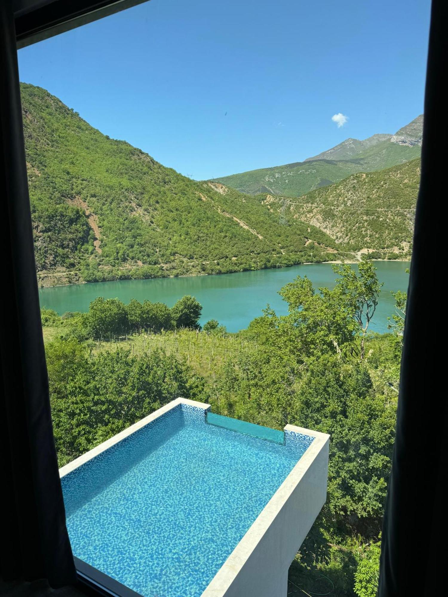 Koman Paradise By Romina Shkoder Exterior photo